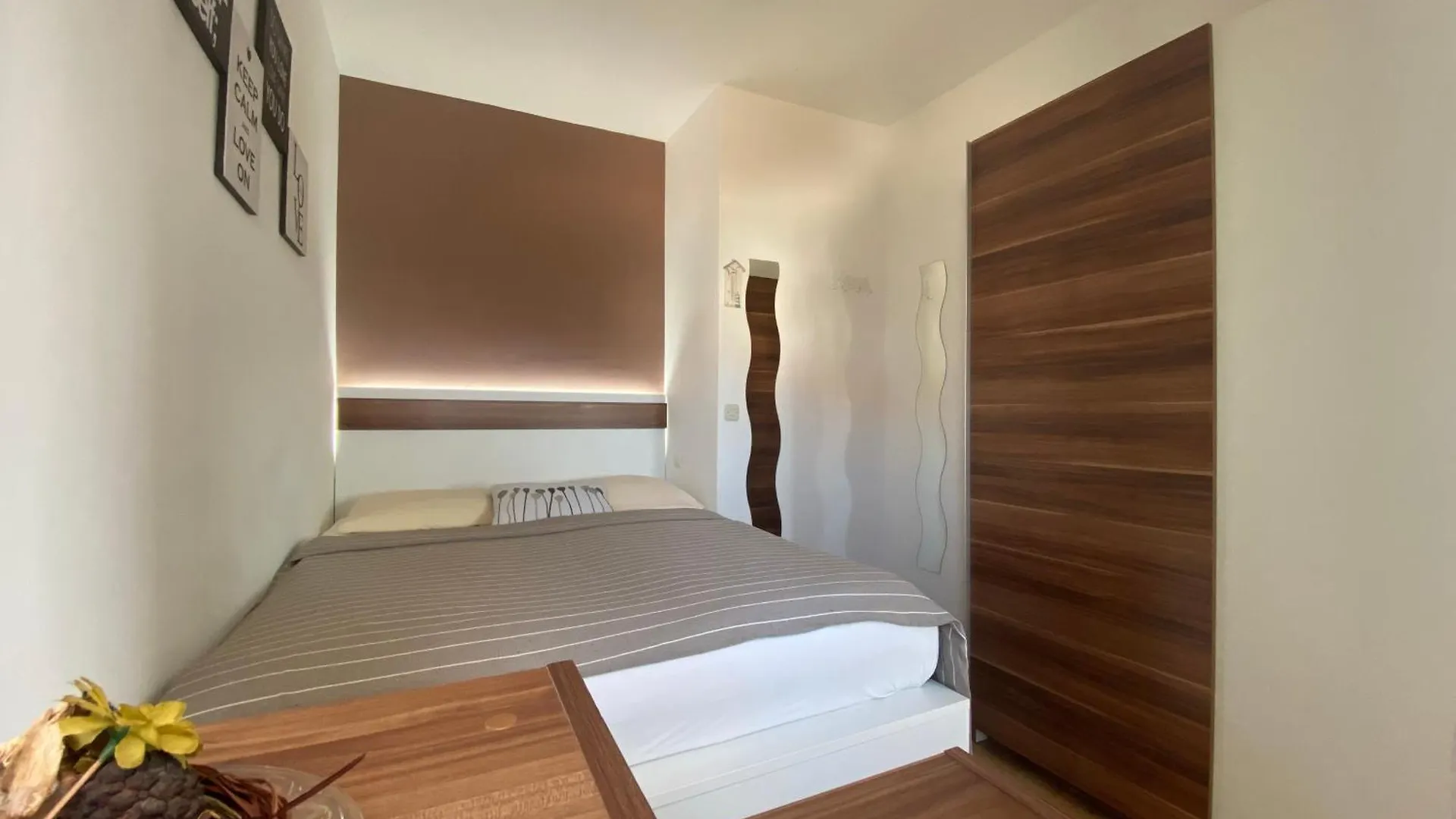 Apartments Hajl 克尔克