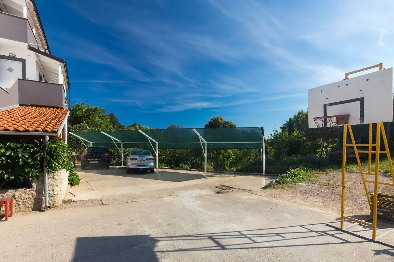 Apartments Hajl 克尔克 克罗地亚