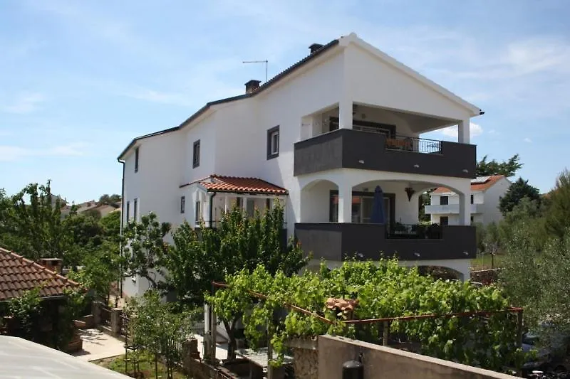 Apartments Hajl Krk Town 0*,  Croazia